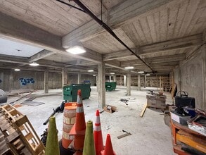 61 Endicott St, Norwood, MA à louer Photo intérieure– Image 2 sur 3