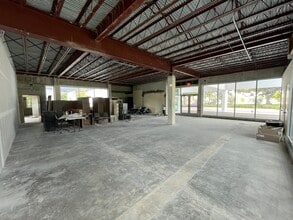7130 College Pky, Fort Myers, FL à louer Photo intérieure– Image 2 sur 2