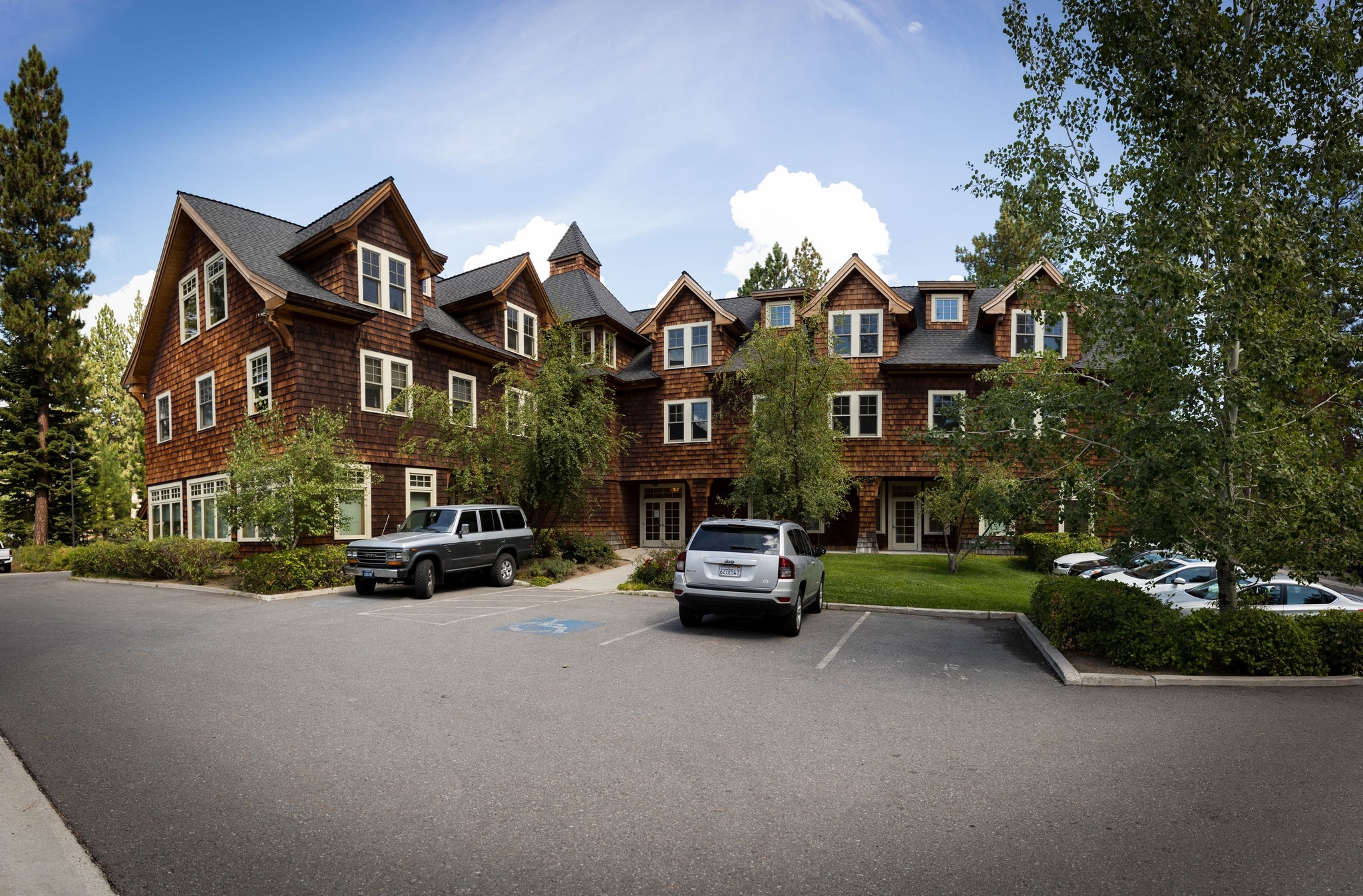 932-936 Southwood Blvd, Incline Village, NV à louer Photo principale– Image 1 sur 32
