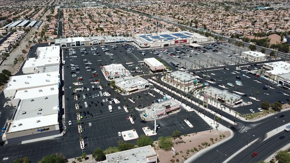 9701-9893 S Eastern Ave, Las Vegas, NV à louer - Photo de l’immeuble – Image 3 sur 16