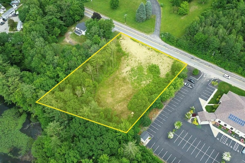 1272 Central st, Leominster, MA à vendre - Aérien – Image 3 sur 5
