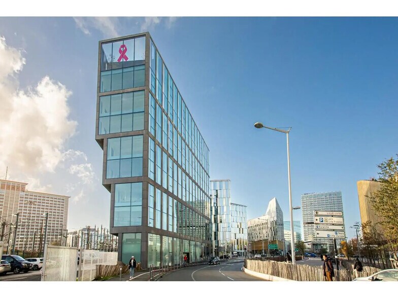 635 Rue De La Chaude Rivière, Lille à louer - Photo de l’immeuble – Image 3 sur 13