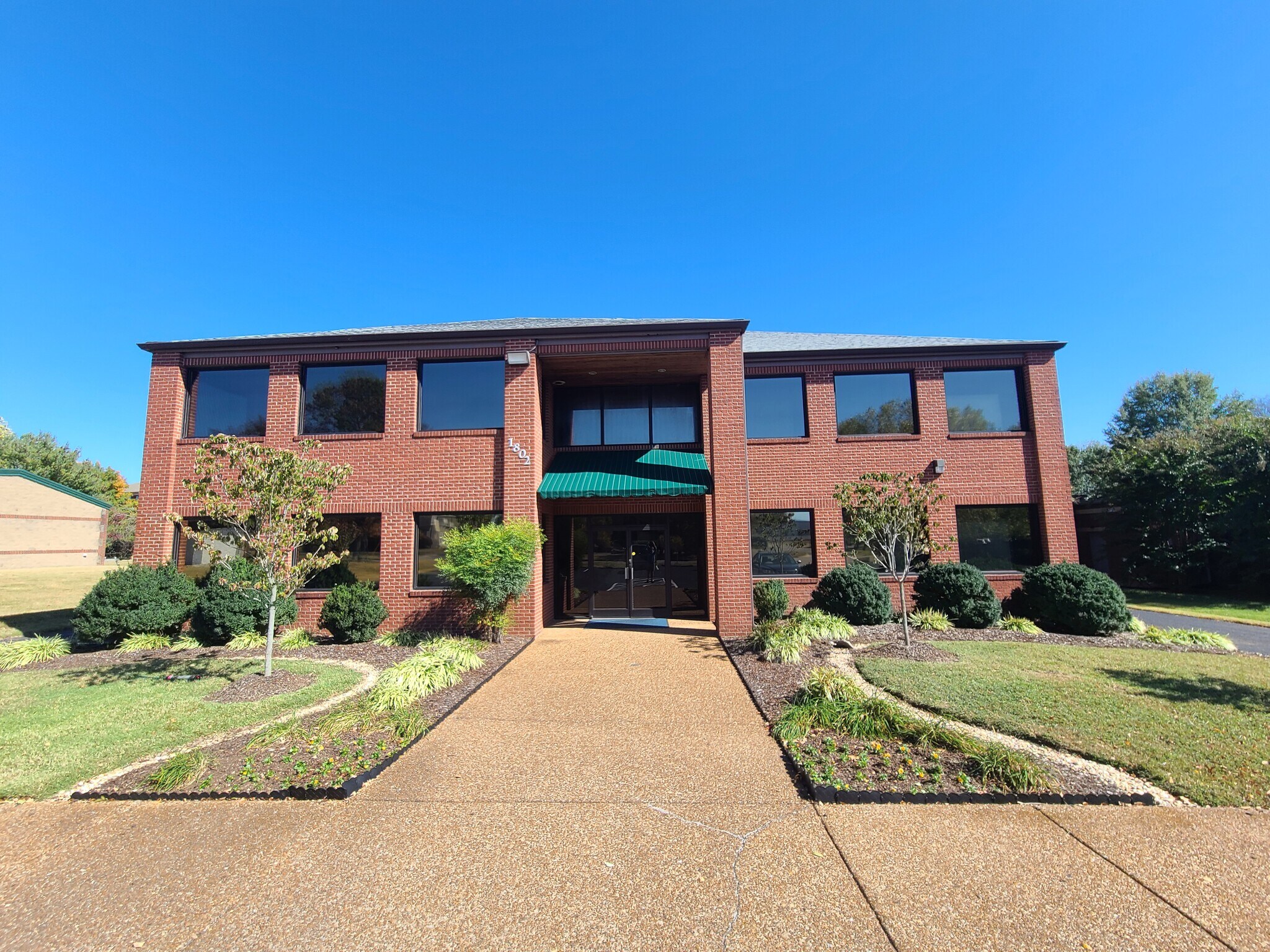 1802 Williamson Ct, Brentwood, TN à louer Photo de l’immeuble– Image 1 sur 24