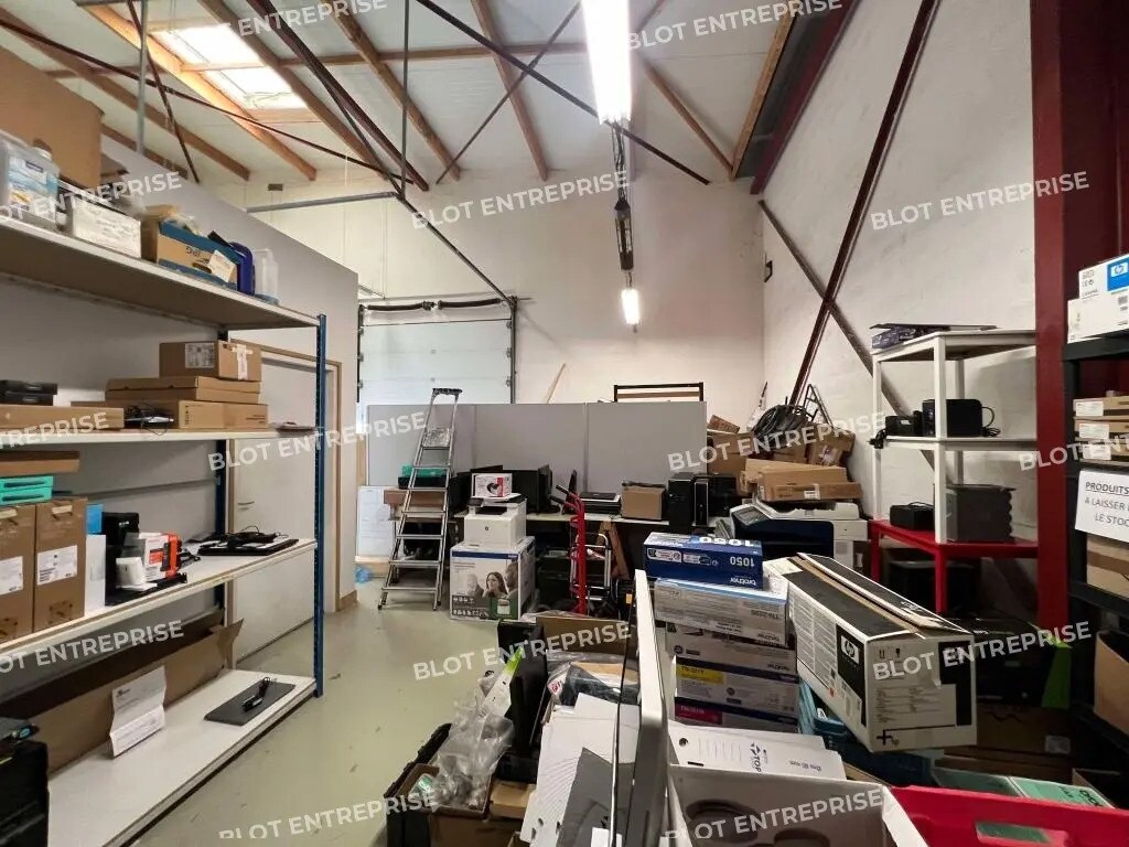 Local d'activités dans La Mézière à vendre Photo intérieure– Image 1 sur 5