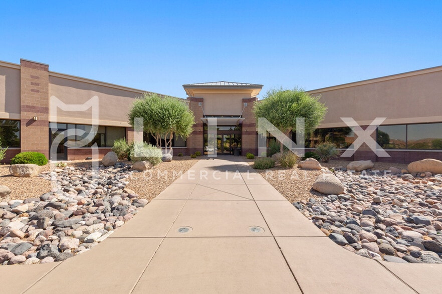 2250 N Coral Canyon Blvd, Washington, UT à louer - Photo de l’immeuble – Image 2 sur 6