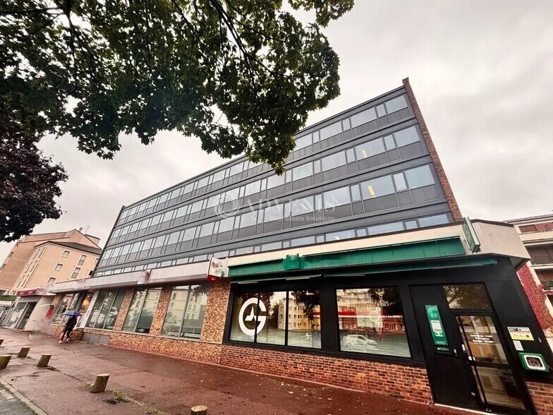 Bureau dans Créteil à louer - Photo de l’immeuble – Image 1 sur 7