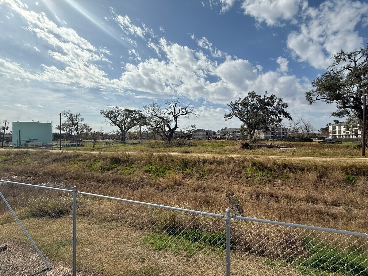 View Photo