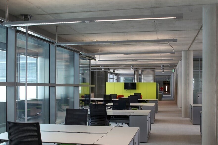 Engineers Way, Wembley à louer - Photo de l’immeuble – Image 3 sur 14
