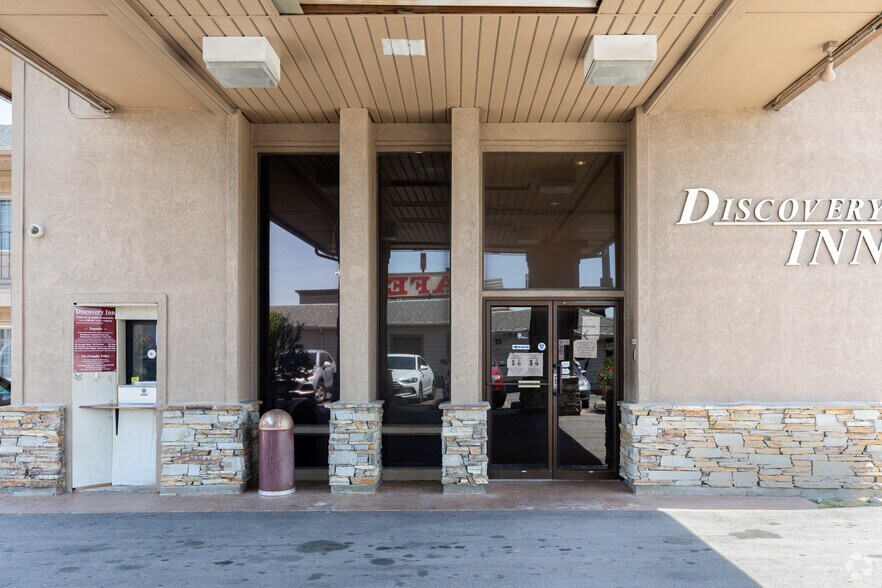 380 W 7200 S, Midvale, UT à louer - Photo de l’immeuble – Image 2 sur 4