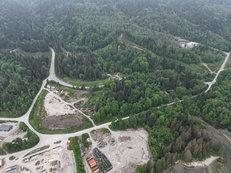 3463 Mcnair Service Rd forest, Port Mellon, BC à vendre - Photo de l’immeuble – Image 2 sur 5