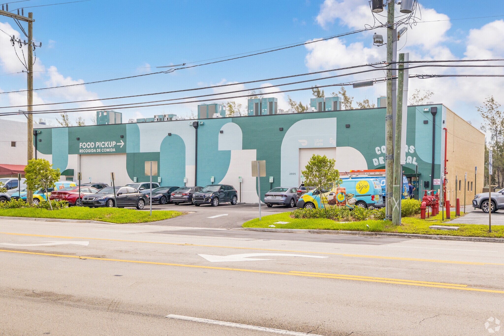 2005 NW 97th Ave, Miami, FL à louer Photo principale– Image 1 sur 17