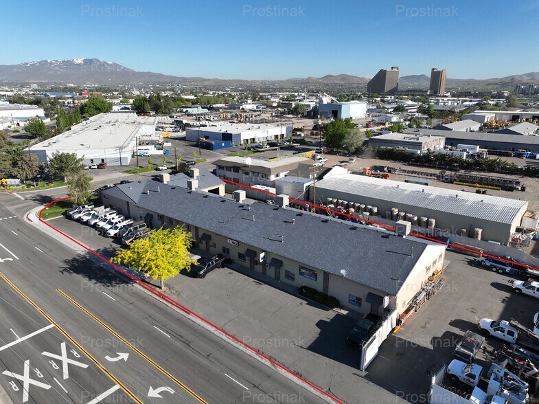 850 Greg St, Sparks, NV à louer - Photo de l’immeuble – Image 3 sur 8