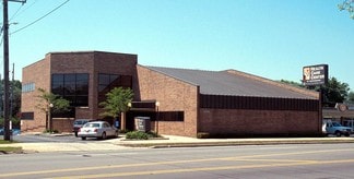 Plus de détails pour 10215 Roosevelt Rd, Westchester, IL - Bureau à vendre