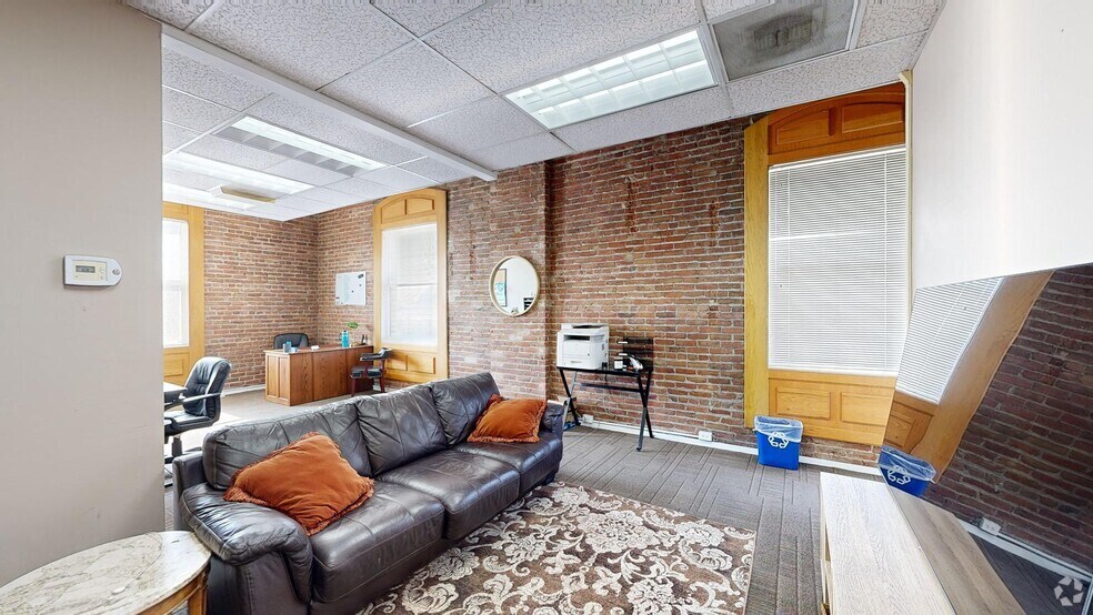 1712 19th St, Bakersfield, CA à louer - Numérisation 3D Matterport – Image 2 sur 19