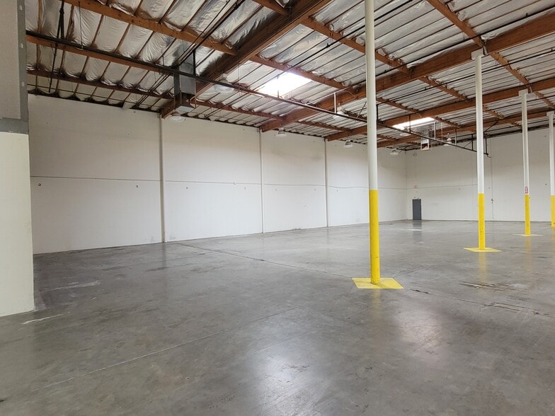 3717 E Broadway Rd, Phoenix, AZ à louer - Photo intérieure – Image 3 sur 5