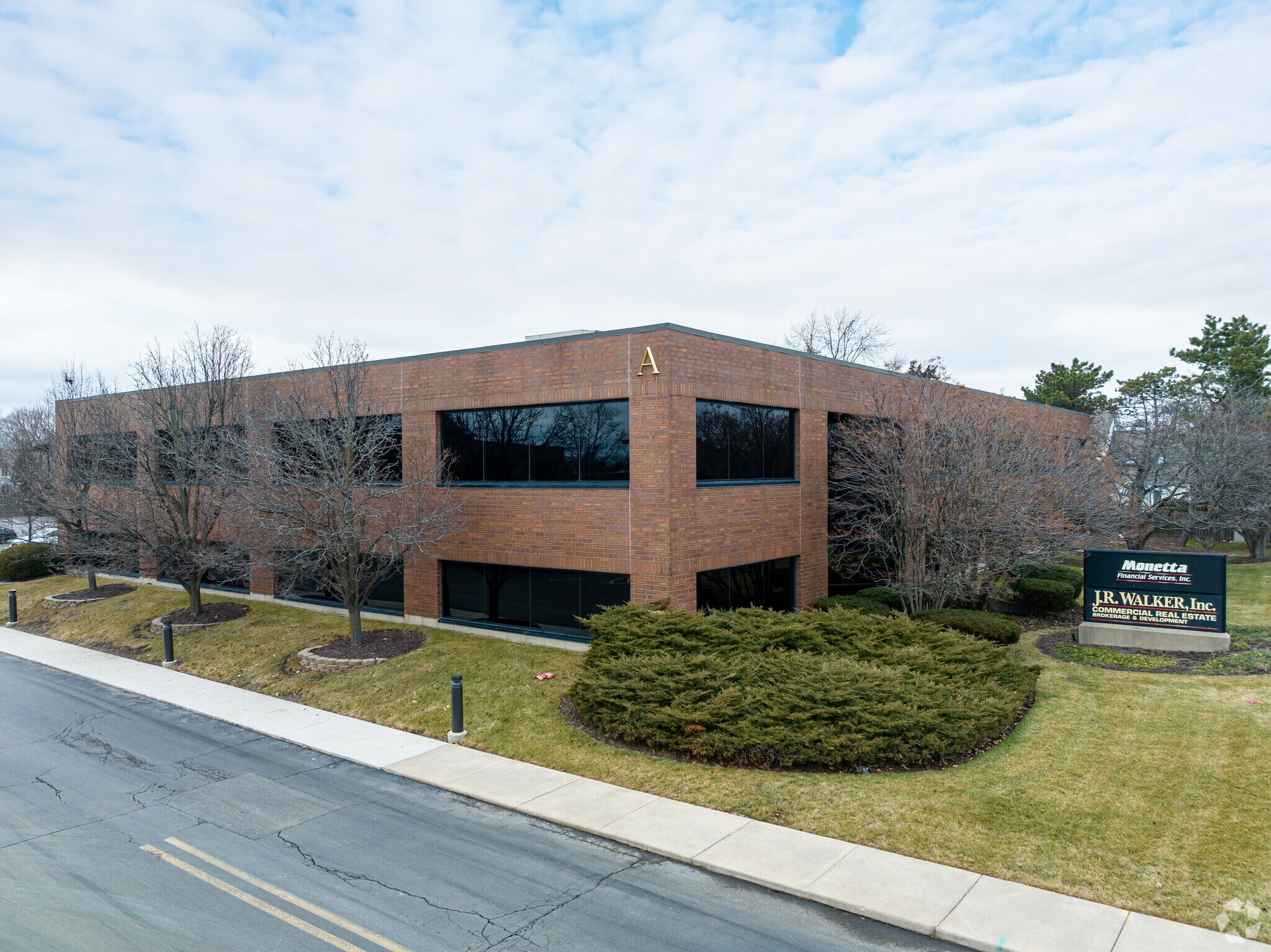 1776 S Naperville Rd, Wheaton, IL à vendre Photo principale– Image 1 sur 14