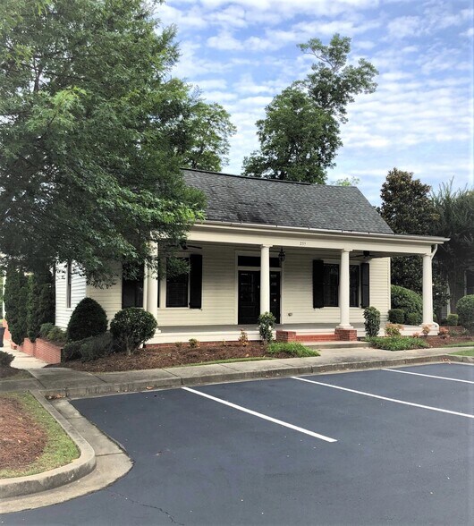 235 S Glynn St, Fayetteville, GA à louer - Photo de l’immeuble – Image 2 sur 21