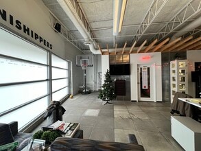 111 Adell Pl, Elmhurst, IL à louer Photo intérieure– Image 1 sur 16