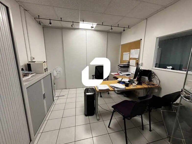 Bureau dans Ris-Orangis à vendre - Photo de l’immeuble – Image 3 sur 8