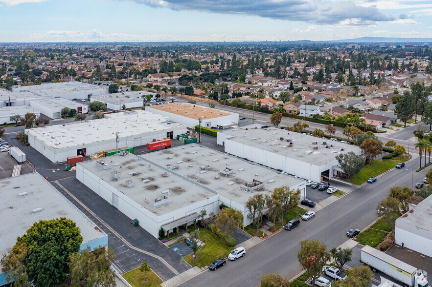 13834-13842 Bettencourt St, Cerritos, CA à louer - Aérien – Image 3 sur 4