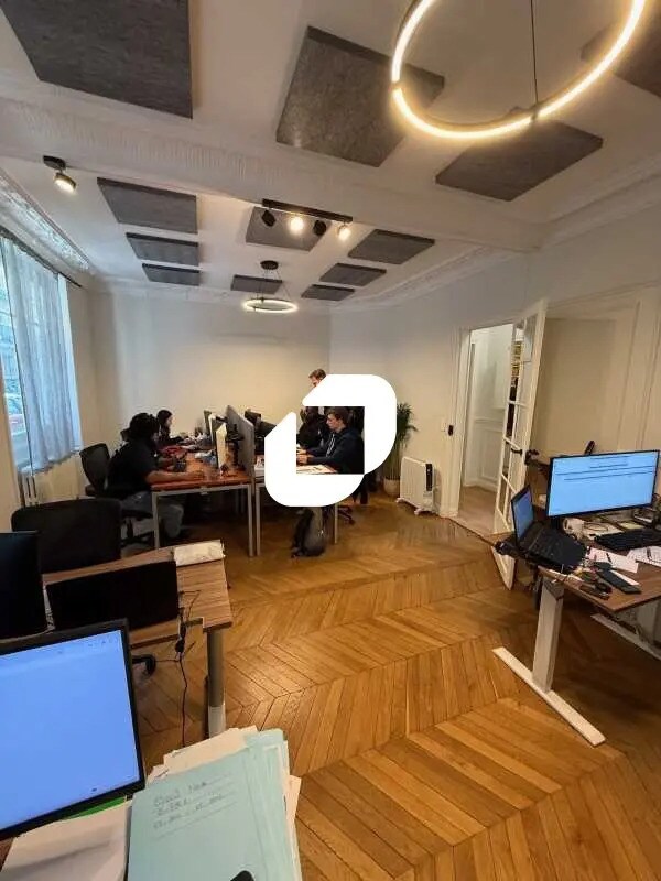 Bureau dans Paris à louer Photo de l’immeuble– Image 1 sur 8