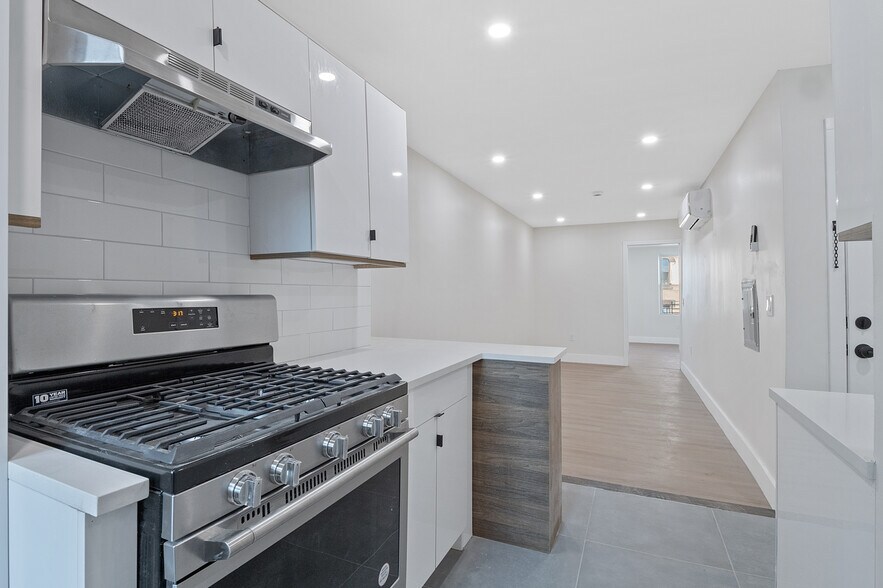 386 Palisade Ave, Jersey City, NJ à vendre - Photo intérieure – Image 2 sur 22