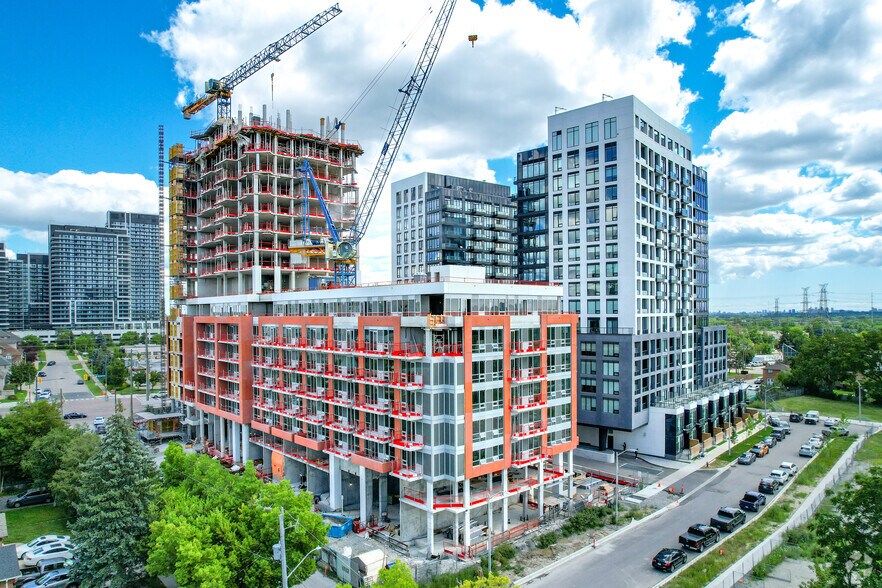 8888 Yonge St, Richmond Hill, ON à louer - Photo de l’immeuble – Image 3 sur 3