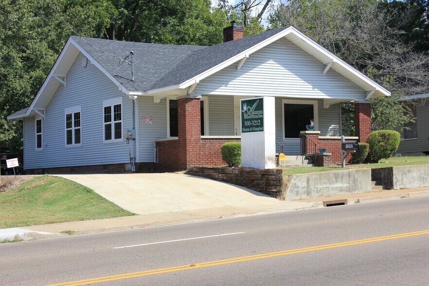 1292 N Highland Ave, Jackson, TN à louer - Photo de l’immeuble – Image 1 sur 29
