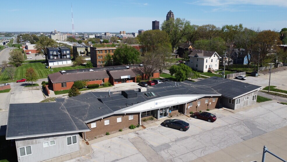 945 19th St, Des Moines, IA à vendre - Photo de l’immeuble – Image 2 sur 11