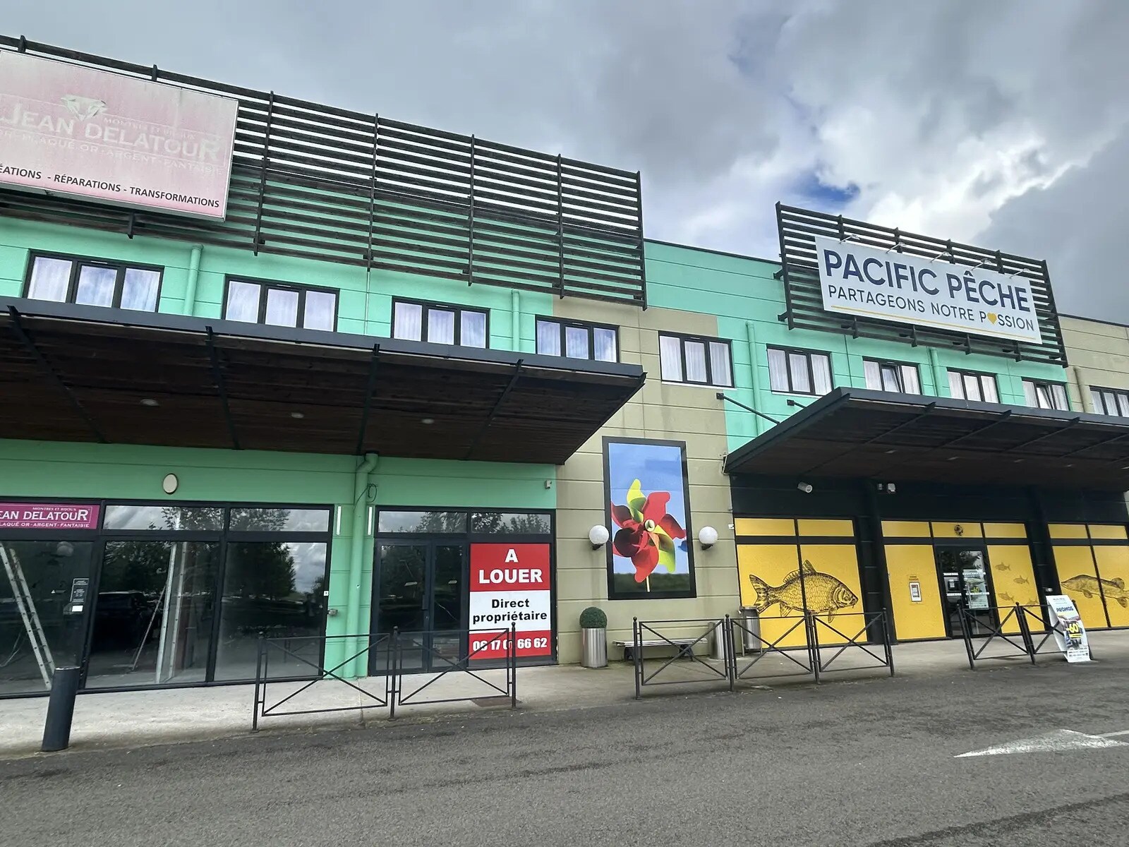 Rue Rene Descartes, Proville à louer Photo de l’immeuble– Image 1 sur 2