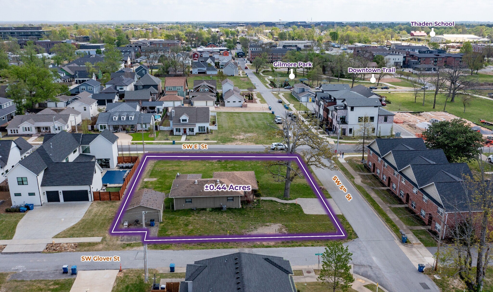 604 SW 5th St, Bentonville, AR à vendre Photo de l’immeuble– Image 1 sur 5