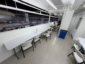 237 W 37th St, New York, NY à louer Photo intérieure– Image 2 sur 7