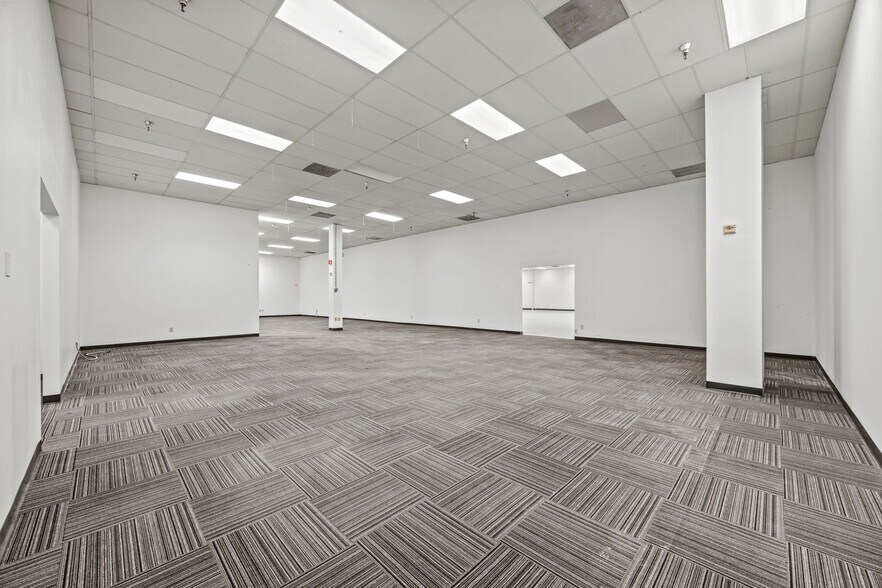 1111 Digital Dr, Richardson, TX à vendre - Photo de l’immeuble – Image 2 sur 13