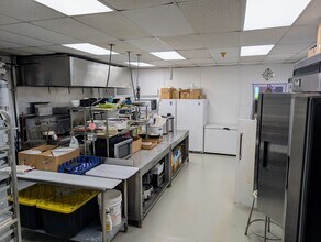 241 Congress Ave, Bath, ME à louer Photo intérieure– Image 2 sur 19