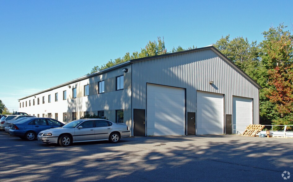 84 Pleasant Hill Rd, Scarborough, ME à louer - Photo de l’immeuble – Image 2 sur 6