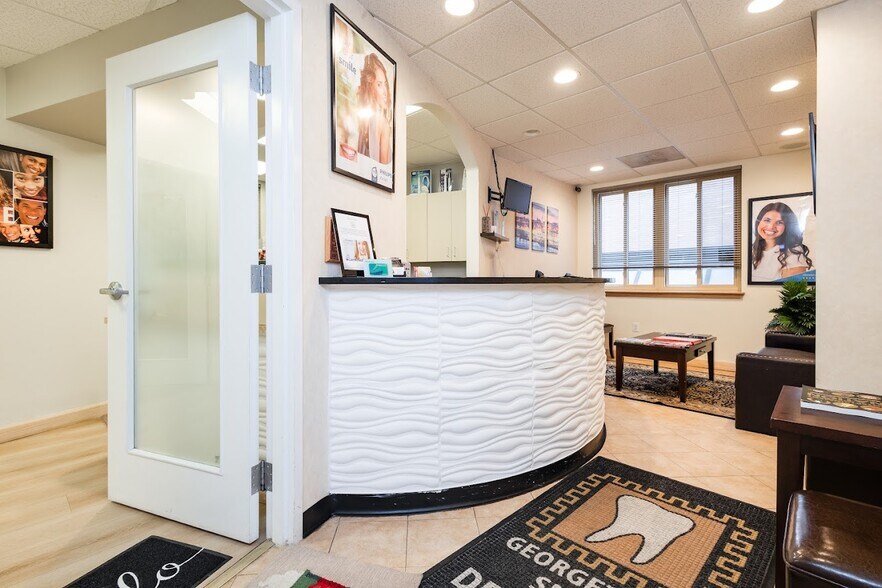 4400 MacArthur Blvd NW, Washington, DC à vendre - Photo intérieure – Image 2 sur 74