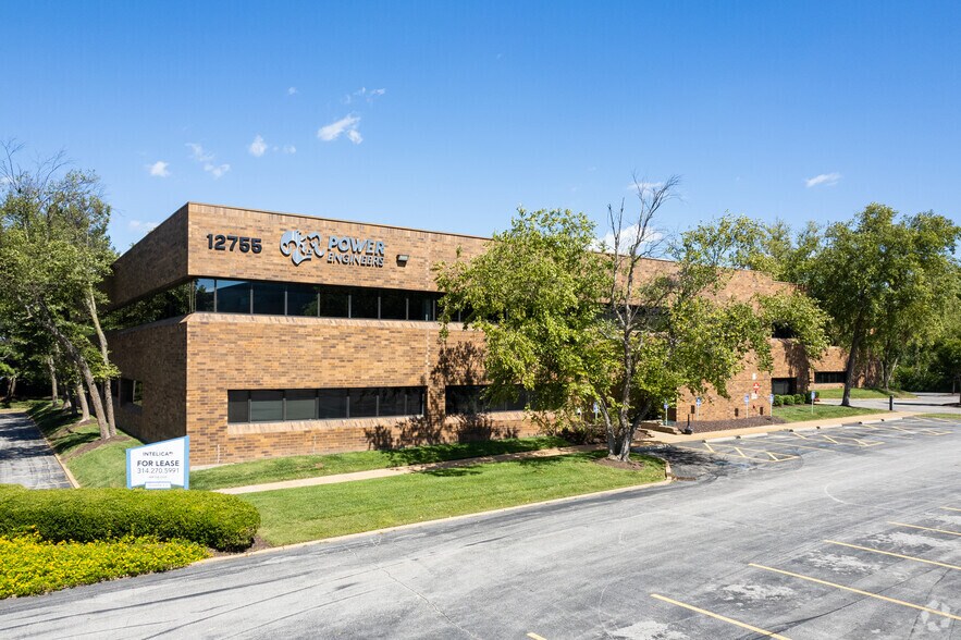 12755 Olive Blvd, Creve Coeur, MO à louer - Photo de l’immeuble – Image 2 sur 14