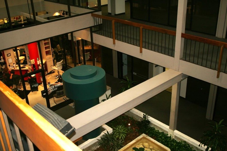 5840 S Memorial Dr, Tulsa, OK à louer - Photo de l’immeuble – Image 3 sur 6