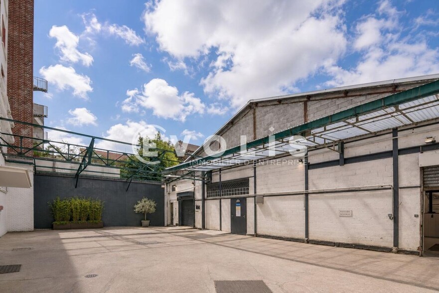Bureau dans Montrouge à louer - Photo de l’immeuble – Image 2 sur 48