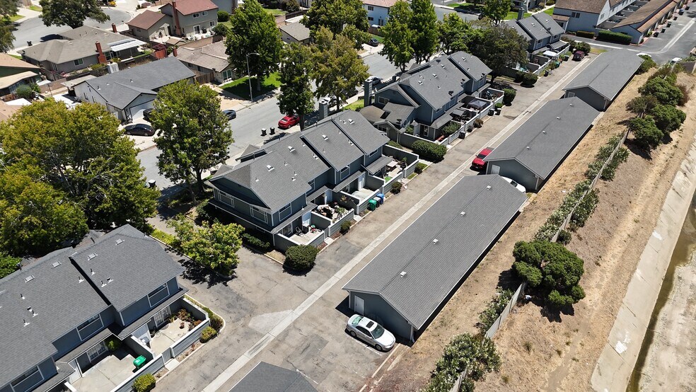 417 Tiffany Dr, Santa Maria, CA à vendre - Photo de l’immeuble – Image 3 sur 28