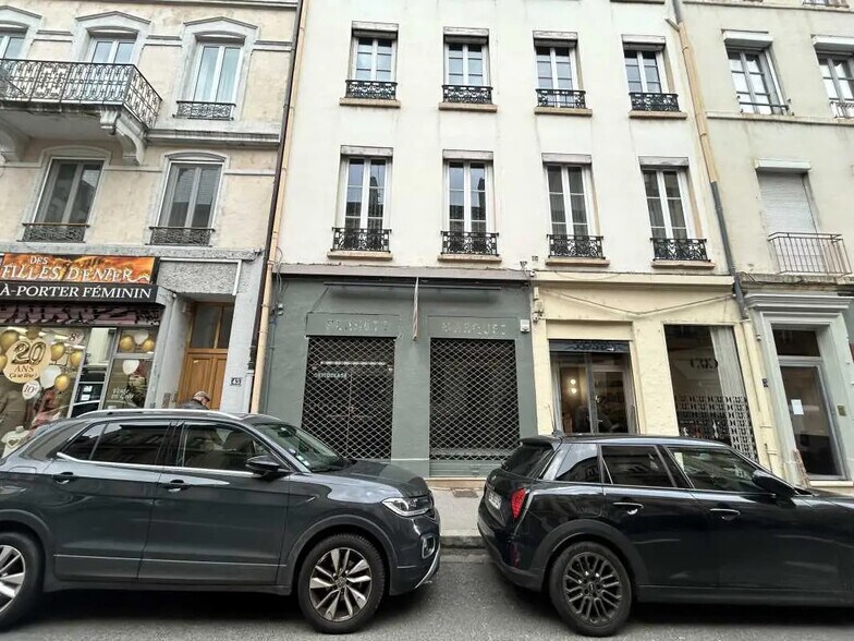 Bureau dans Lyon à vendre - Photo de l’immeuble – Image 1 sur 10