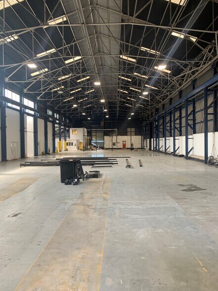 Z Warehouse, Mosley Rd, Manchester à louer - Photo intérieure – Image 3 sur 12
