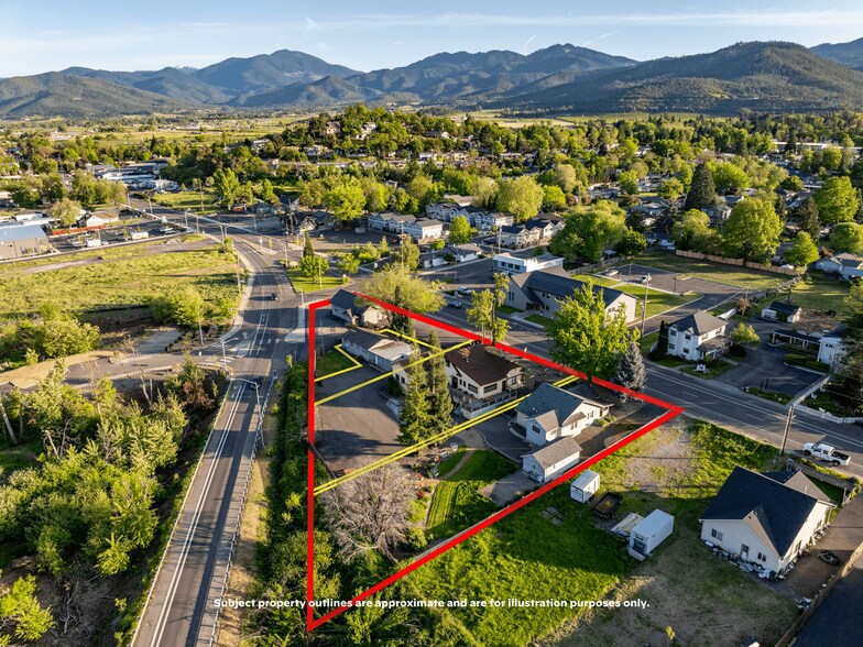 143 S Main St, Phoenix, OR à vendre - Photo de l’immeuble – Image 2 sur 122