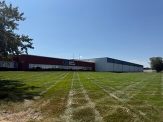 Plus de détails pour 1601 Blair's Ferry Rd NE, Cedar Rapids, IA - Industriel/Logistique à louer