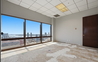 600 B St, San Diego, CA à louer Photo intérieure– Image 2 sur 5