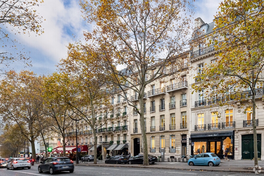 43 Avenue Marceau, Paris à louer - Photo de l’immeuble – Image 3 sur 5