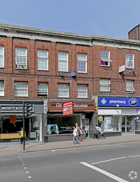 20 Temple Fortune Para, Londres à louer - Photo de l’immeuble – Image 2 sur 2