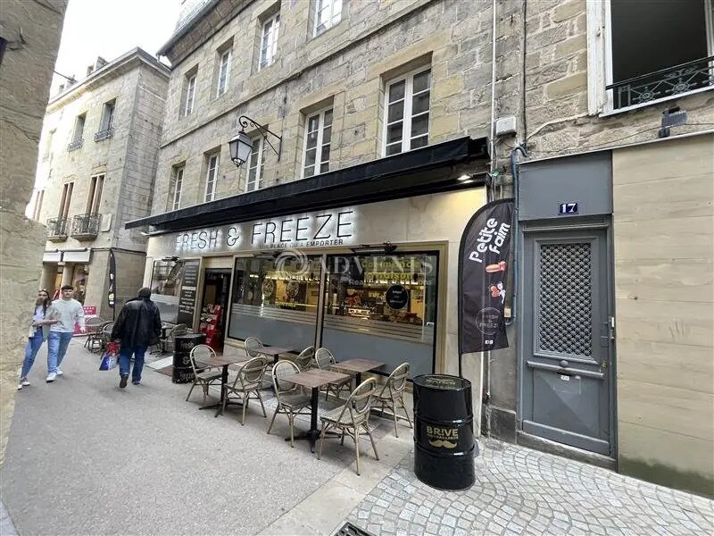 Local commercial dans Brive-la-Gaillarde à louer Photo de l’immeuble– Image 1 sur 6