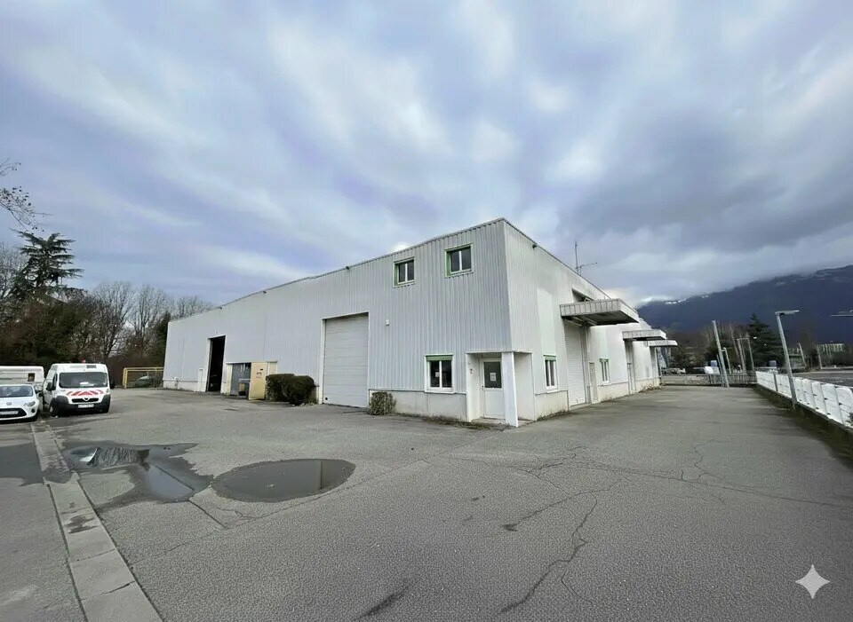 Local d'activités dans Gières à vendre Photo principale– Image 1 sur 4
