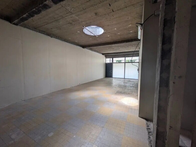 Local commercial dans Besançon à louer - Photo intérieure – Image 3 sur 4